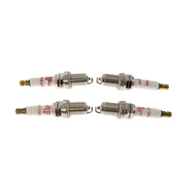 swiece-zaplonowe-dacia-logan-express-mcv-pick-up-sandero-or-4szt