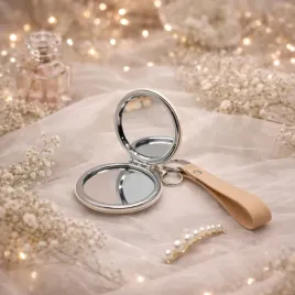 lusterko-skladane-kieszonkowe-dwustronne-z-powiekszeniem-uchwyt-zapiecie-w2