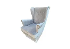 skandynawski-nowoczesny-fotel-uszak