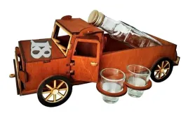 karafka-auto-6-kieliszkow-18-urodziny