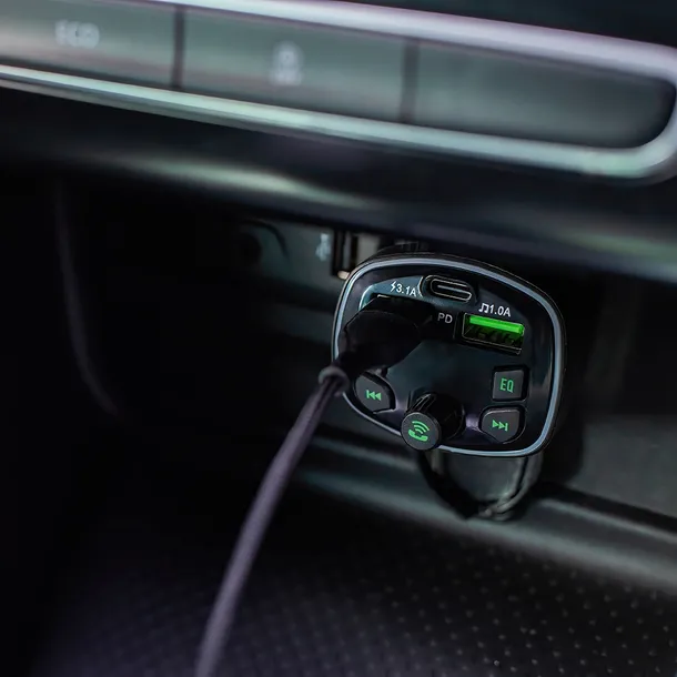 forever-transmiter-fm-bluetooth-tr-360-czarny-stan-nowy