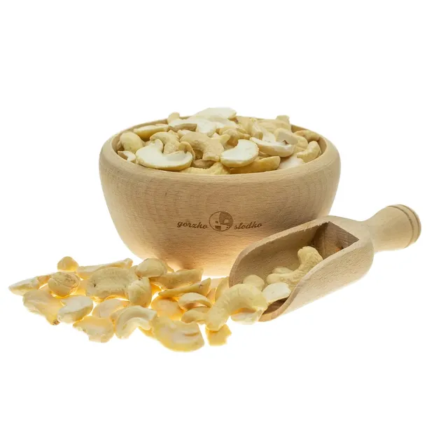 orzechy-nerkowca-polowki-200g-postac-polowki