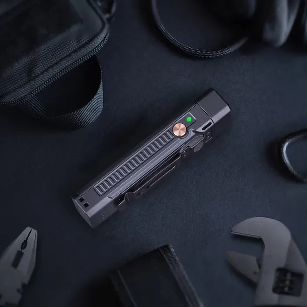 latarka-led-fenix-wt16r-cechy-dodatkowe-klips-do-mocowania