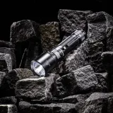 latarka-led-fenix-c7-czarna-zasieg-swiatla-470-m