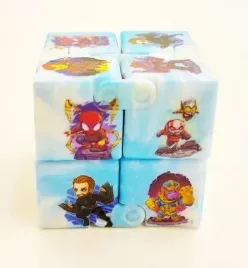 fidget-infinity-cube-kostka-logiczna-avengers