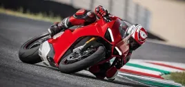 fototapeta-motor-ducati-200x95-flizelina