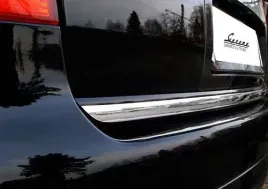 audi-a6-c5-kombi-listwa-chrom-na-bagaznik-blenda