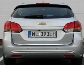chevrolet-cruze-kombi-sw-listwa-chrom-na-klape