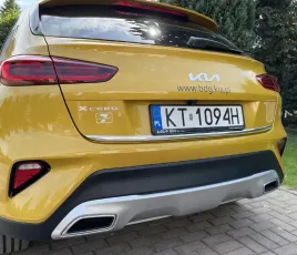kia-xceed-listwa-chrom-klapa-bagaznik-tyl
