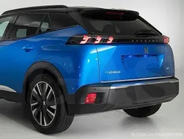 peugeot-2008-ii-2019-listwa-chrom-na-klape-tuning