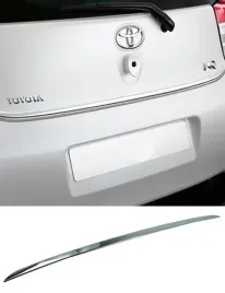 toyota-iq-listwa-chrom-chromowana-na-klape