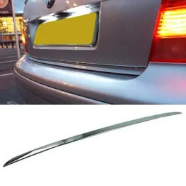 vw-volkswagen-bora-sedan-listwa-chrom-klapa-tuning
