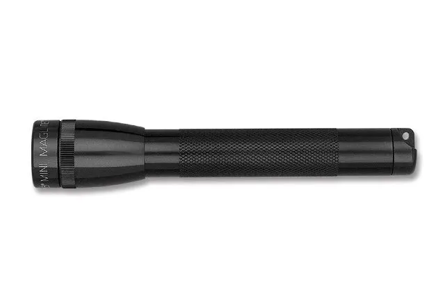latarka-maglite-min-aa-m2a01l-rodzaj-klasyczne