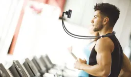 uchwyt-do-samartfona-na-szyje-elastyczny-latwy-montaz-wygodny-grundig