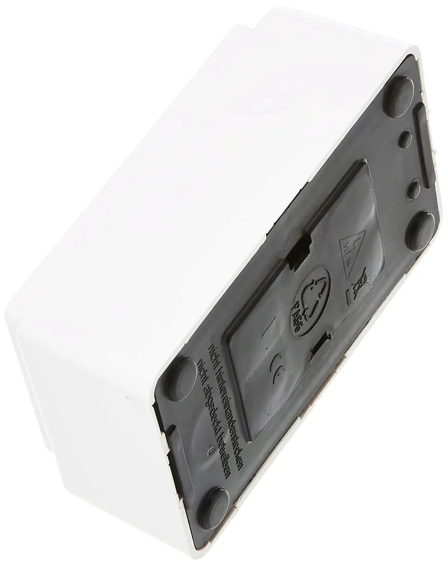 gniazdo-elektryczne-scienne-kopp-bialy-105x65cm