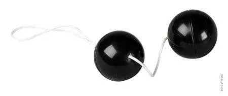 pvc-duotone-balls-black