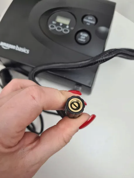 kompaktowy-kompresor-amazon-basics-psi-150-dc-12v-przenosny-marka-bez-marki-stan-powystawowy