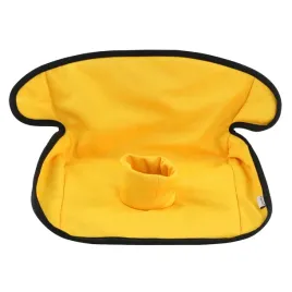 ochraniacz-na-fotelik-samochodowy-hisprout-zolty-na-przecieki-ochrona