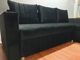 czarny-naroznik-z-funkcja-spania-sofa-rogowka-kanapa-zlota