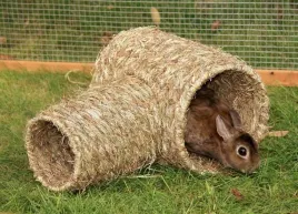 eko-tunel-z-siana-dla-gryzoni-18-x-24cm-x-24-x-30cm-kerbl