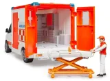 samochod-ambulans-mb-sprinter-z-kierowca-bruder-02-wysokosc-produktu-22-cm