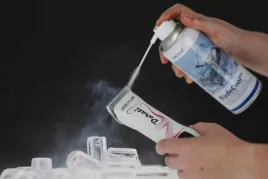 spray-3-w-1-do-maszynek-do-strzyzenia-bladecool-2-0-czysci-chlodzi-i-naol