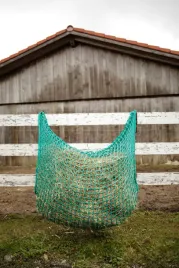 siatka-na-siano-flexi-strong-zielony-90-x-90-cm-oczko-45-cm-kerbl