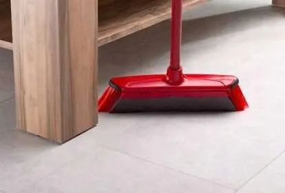 szczotka-vileda-duactiva-classic-kod-producenta-zmiotka-i-gabka-vileda-miotla-z-drazkiem-2w1
