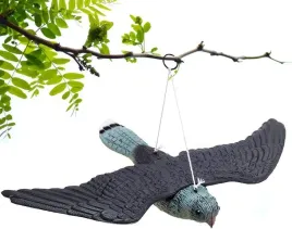 tg60615-sokol-odstraszacz-ptakow-golebi-jastrzab-w-locie-sztuczny-realistyc