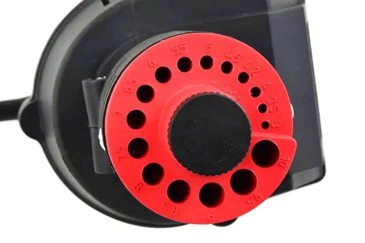 ostrzalka-do-wiertel-3-16mm-marka-geko-waga-narzedzia-2-3-kg