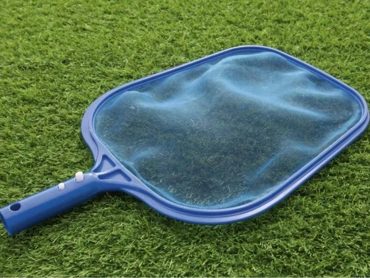 siatka-denna-ekonomiczna-do-basenu-dlugosc-30-cm-szerokosc-produktu-43-cm