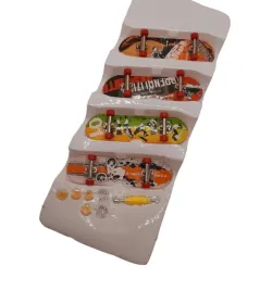 fingerboard-mini-deskorolka-zestaw-4-sztuki-momsiv