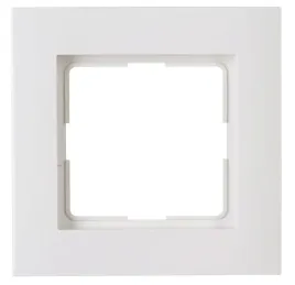 ramka-gniazdka-wlacznika-pojedyncza-kopp-biala-posiada-ryse