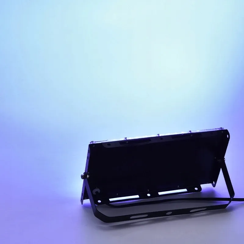 lampa-naswietlacz-led-uv-395-400nm-100w-wtyczka-rosliny-230v-ultrafioletowy