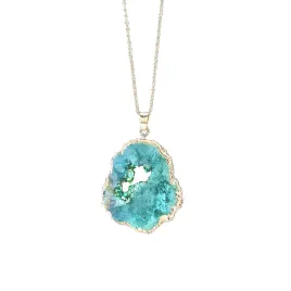 naszyjnik-naturalny-geoda-krysztal-mineraly-amulet-2-5-3-5-cm-zielony