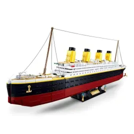 klocki-konstrukcyjne-titanic-zestaw-2401-klockow-do-ulozenia-prezent