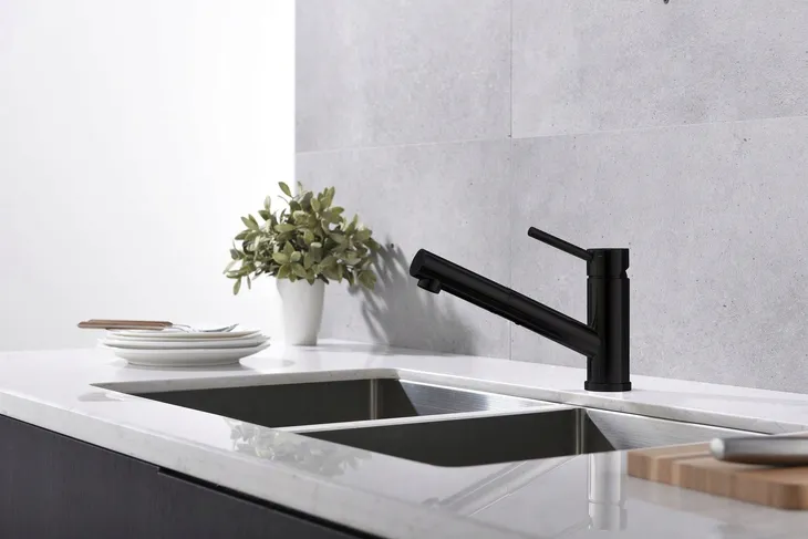 aquila-alder-pull-out-matte-black-linia-alder