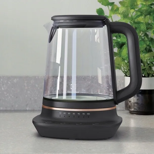 electrolux-e7gk1-8bp-910003588-czajnik-explore-7-glebokosc-produktu-24-6-cm