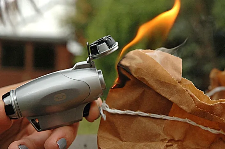 true-utility-firewire-turbojet-lighter-keyring-pack-stan-nowy-marka-true-utility