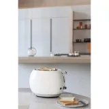 romeo-toster-bialy-kolor-dominujacy-bialy