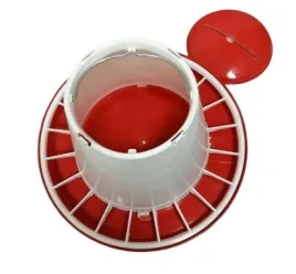 kerbl-karmidlo-dla-drobiu-bialo-czerwone-zakrecane-6-kg