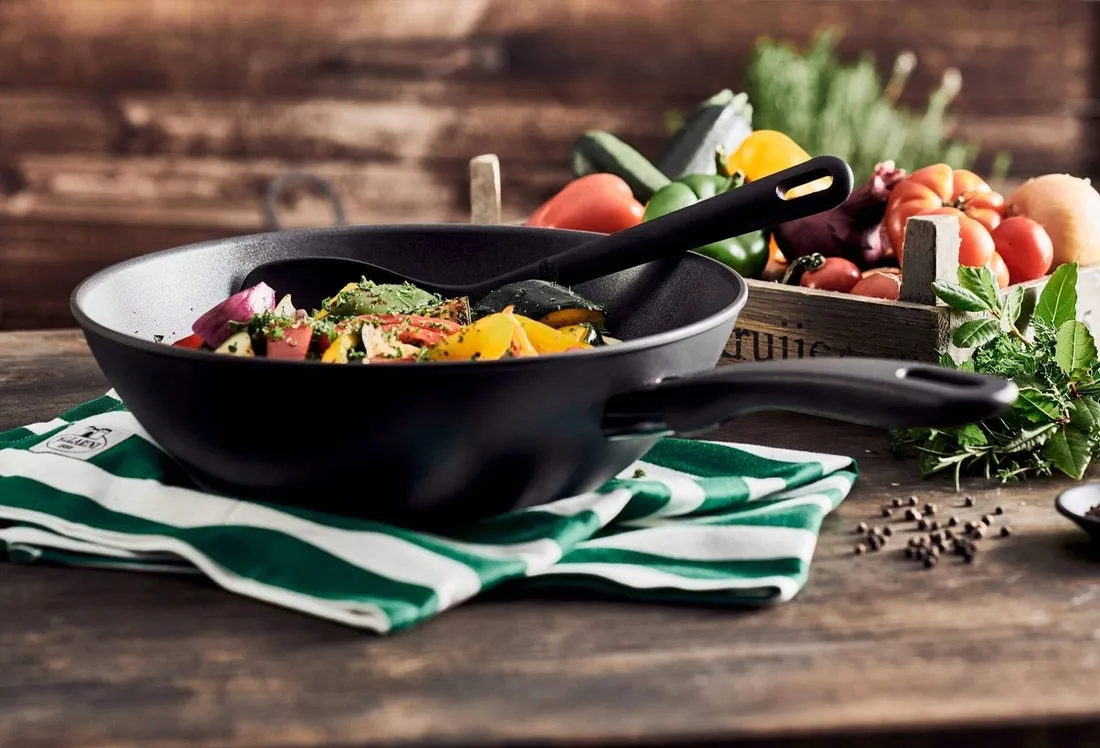 ballarini-avola-wok-30-cm
