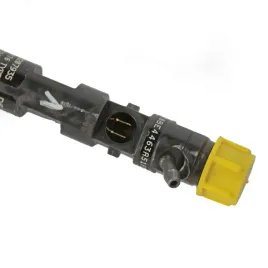 wtryskiwacz-r01701z-dacia-renault-1-5dci-reg