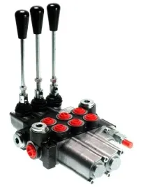 rozdzielacz-hydrauliczny-3-sekcyjny-z-dwiema-sekcjami-plywajacymi