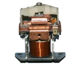 przekaznik-wylacznik-magnetyczny-rozrusznika-r20-km64-z-wlacznik-cewka-auto