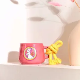 swieca-zapachowa-w-kubku-ze-sznurkiem-fluffy-minions