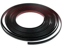 listwa-ozdobna-tasma-czarna-gumowa-boczna-17-mm-5m