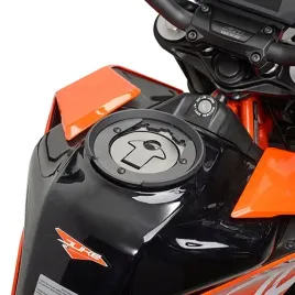 mocowanie-tanklock-givi-bf33-na-bak-motocykla-do-ktm-duke-125-390-17-23