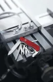 scyzoryk-victorinox-work-champ-0-8564-grawer-gratis-etui-w-zestawie-tak