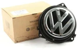 przycisk-klamka-bagaznika-z-emblematem-vw-golf-vii-variant-oryginal